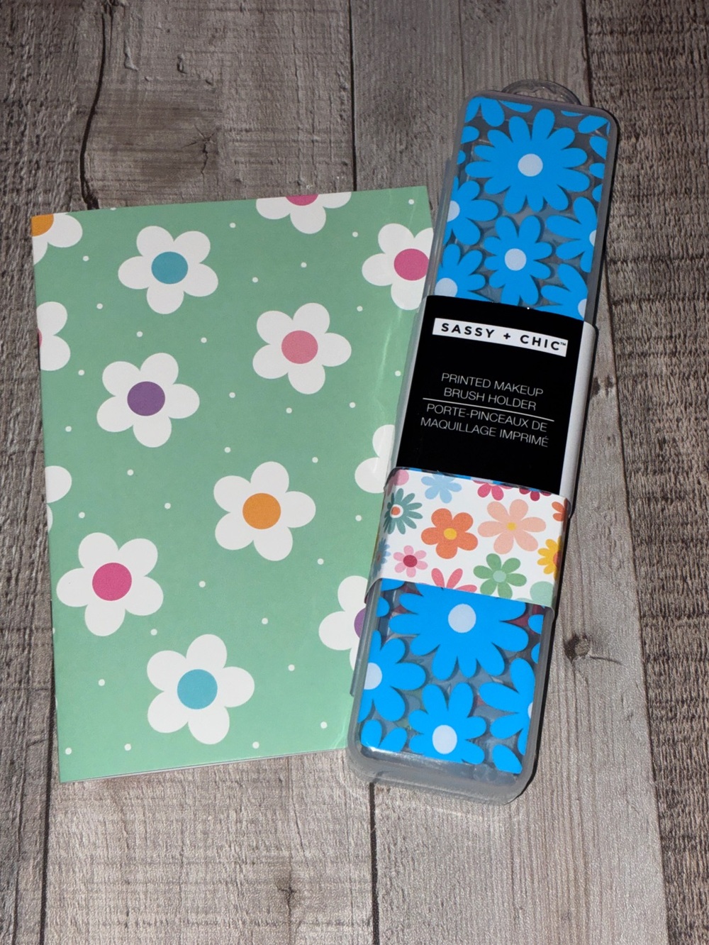 Sassy + Chic Blue Daisy Plastic Storage Box w/Flower Notebook